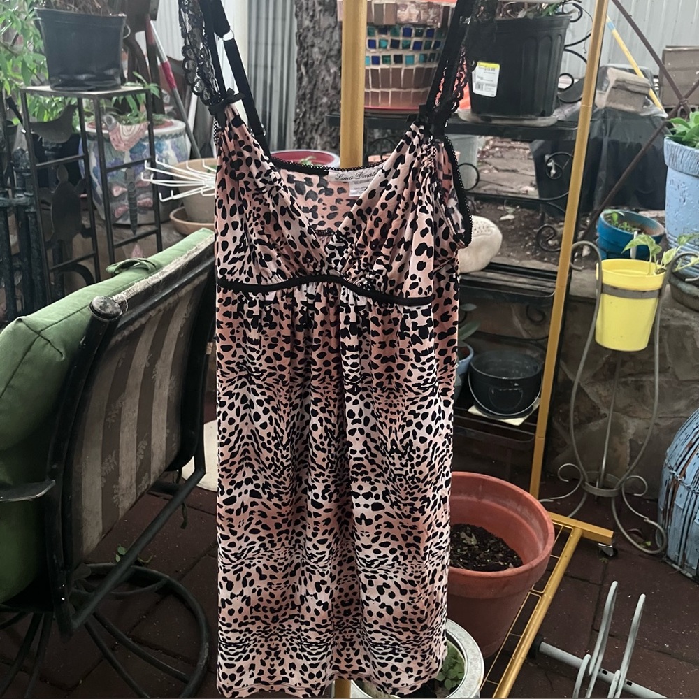 Linea Donatella Pink Leopard-Print Slip with Black Accents